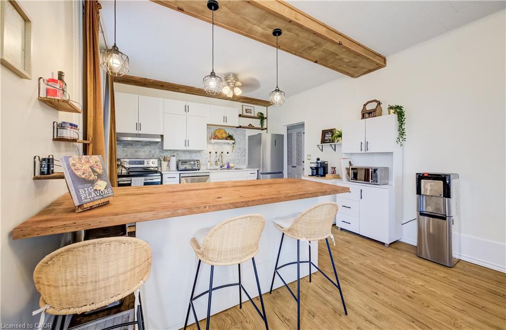 47 Washington Street E Property Photo 15