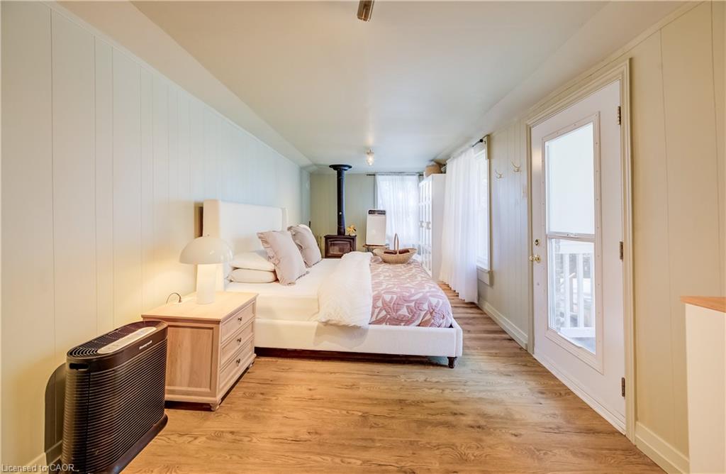 47 Washington Street E Property Photo 17