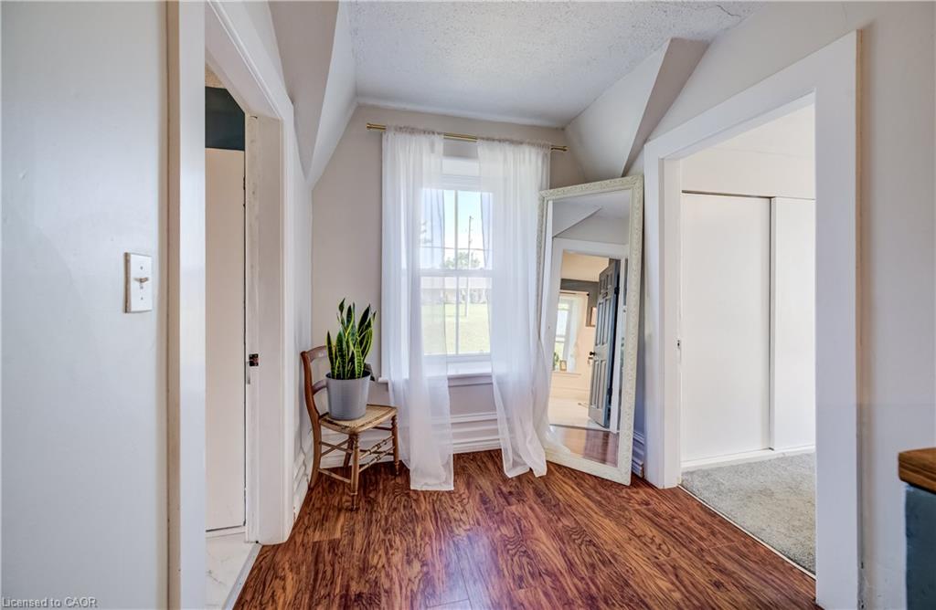 47 Washington Street E Property Photo 22