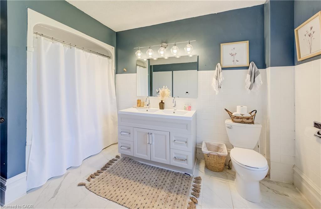 47 Washington Street E Property Photo 25