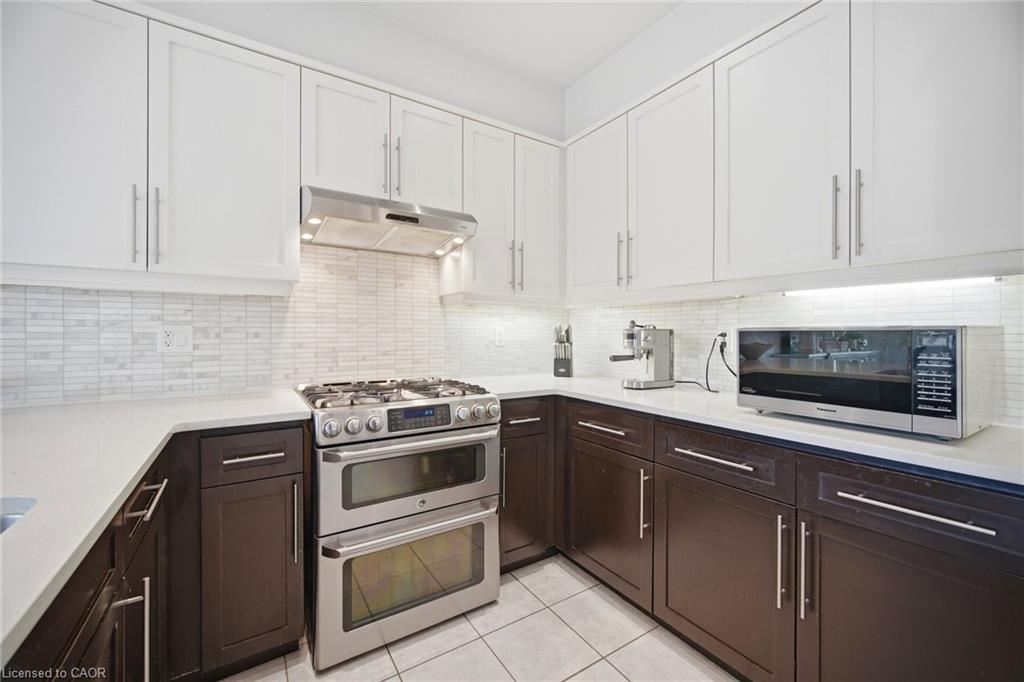 58 Doon Creek Street Property Photo 13