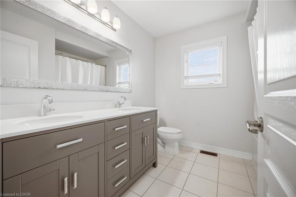 58 Doon Creek Street Property Photo 35