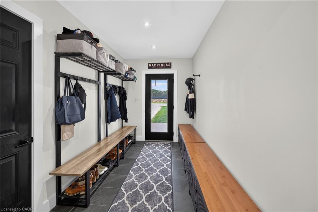 26 King Street Property Photo 19