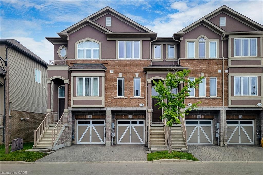 38 Bloom Crescent Property Photo 1