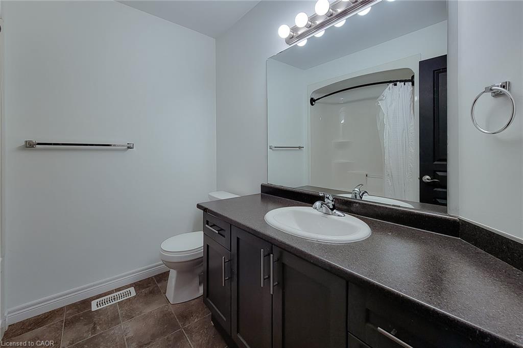 38 Bloom Crescent Property Photo 33