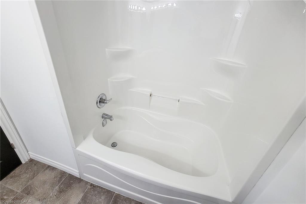 38 Bloom Crescent Property Photo 34