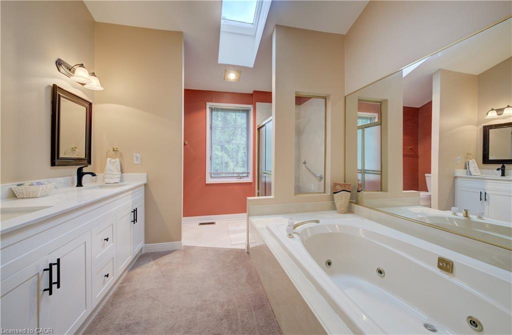 17-647 Lansdowne Avenue Property Photo 26