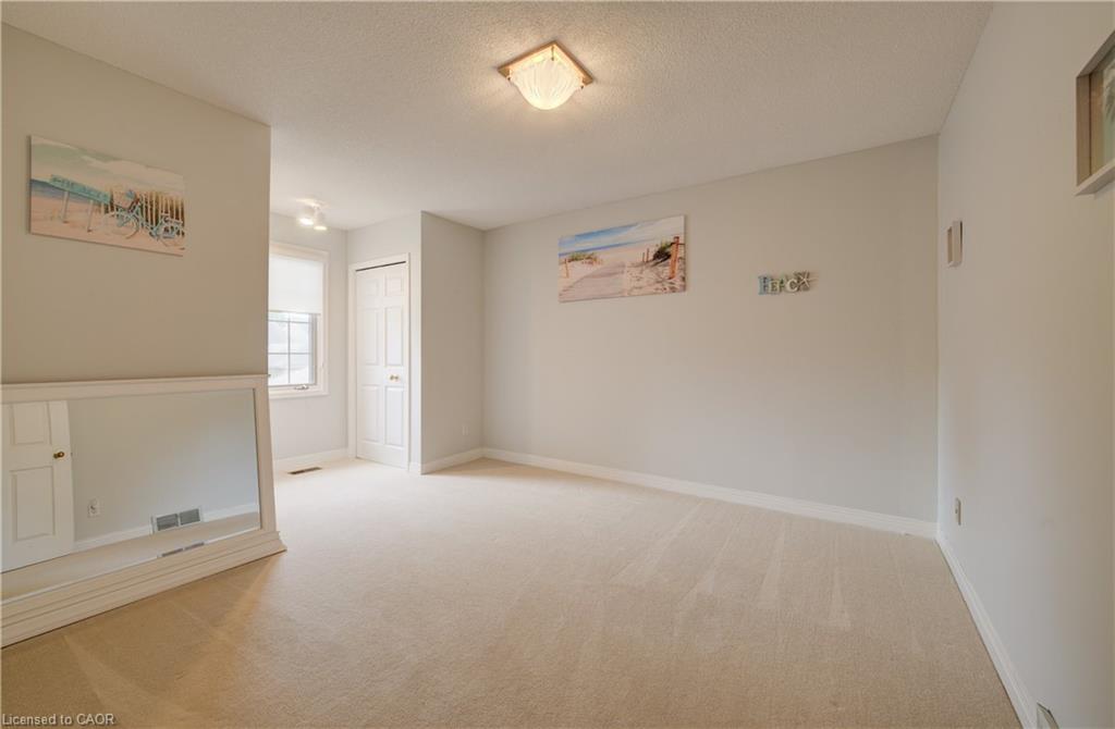 17-647 Lansdowne Avenue Property Photo 31