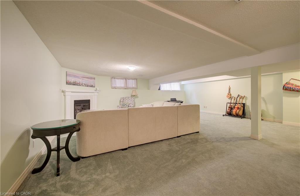 17-647 Lansdowne Avenue Property Photo 35