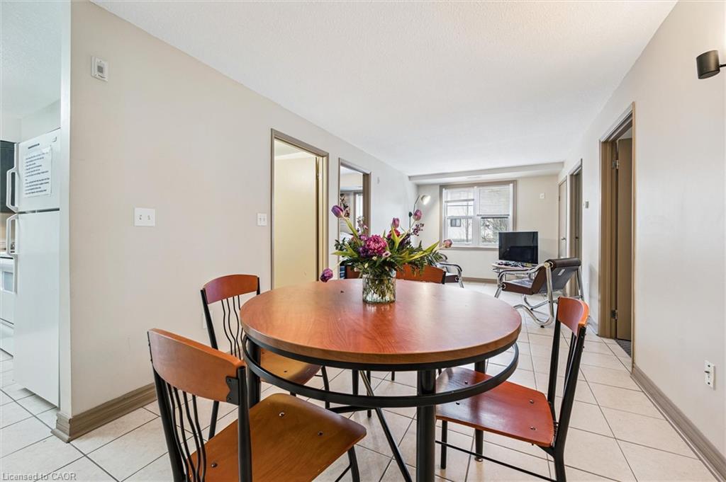 203-271 Lester Street Property Photo 26