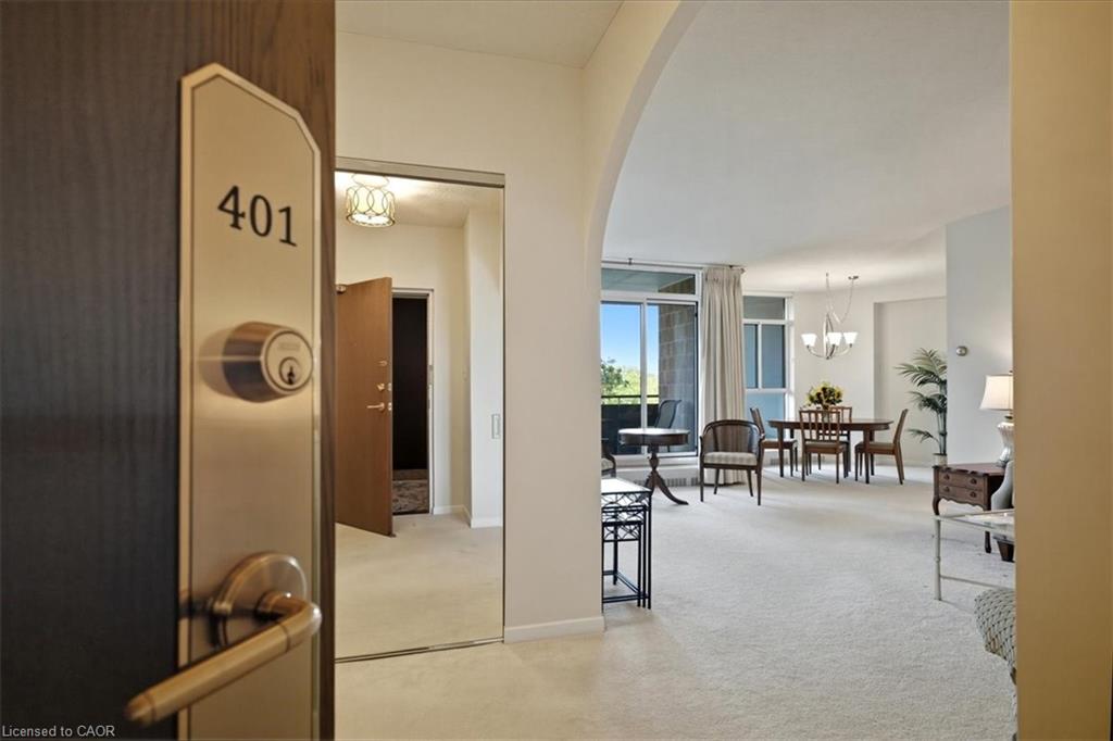 401-5250 Lakeshore Road Property Photo 1