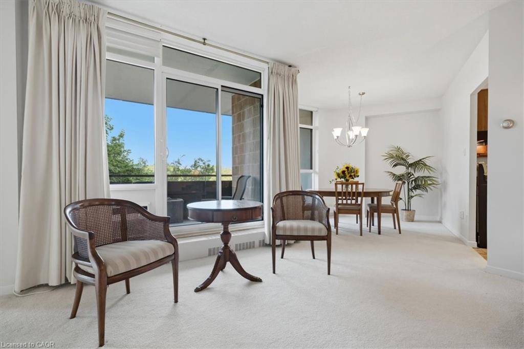 401-5250 Lakeshore Road Property Photo 7