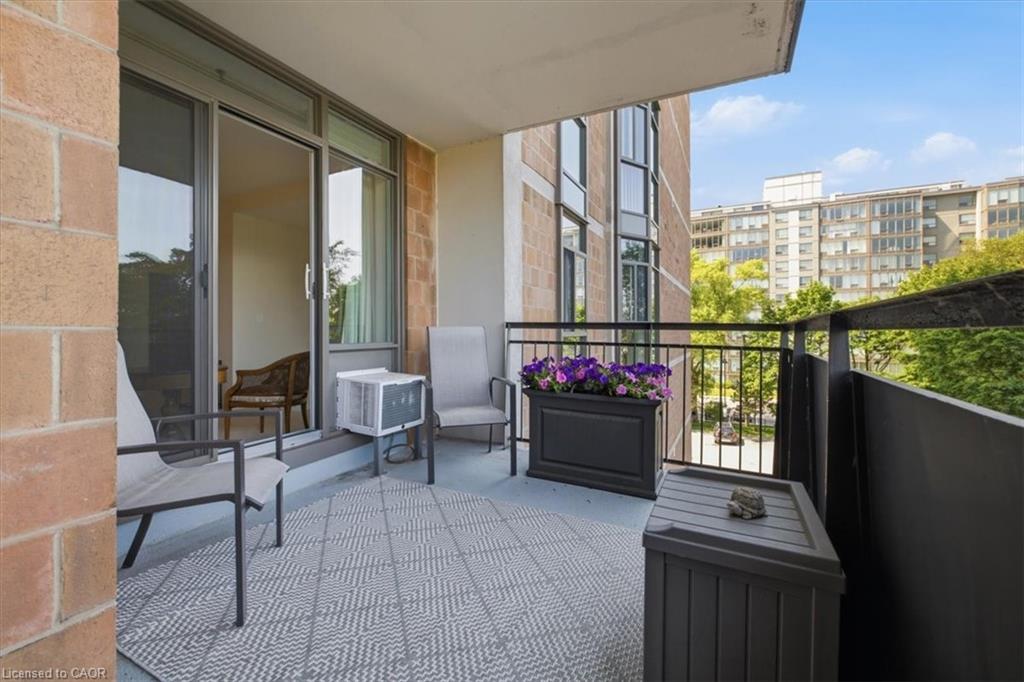 401-5250 Lakeshore Road Property Photo 24