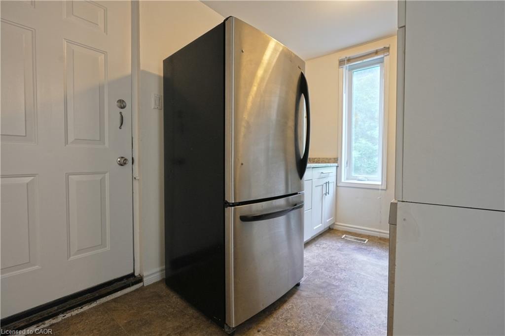 2-65 Liberty Street Property Photo 6