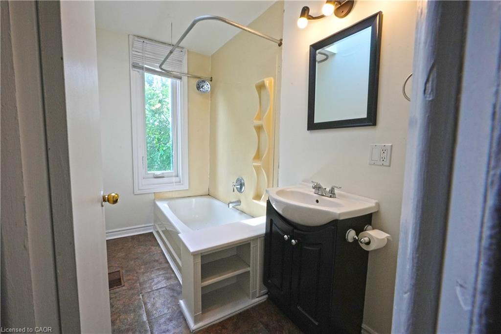 2-65 Liberty Street Property Photo 11