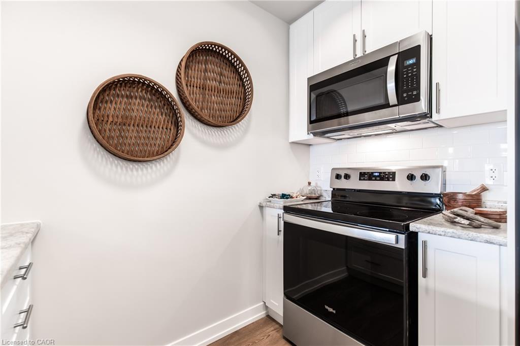 504-870 Queenston Road Property Photo 5