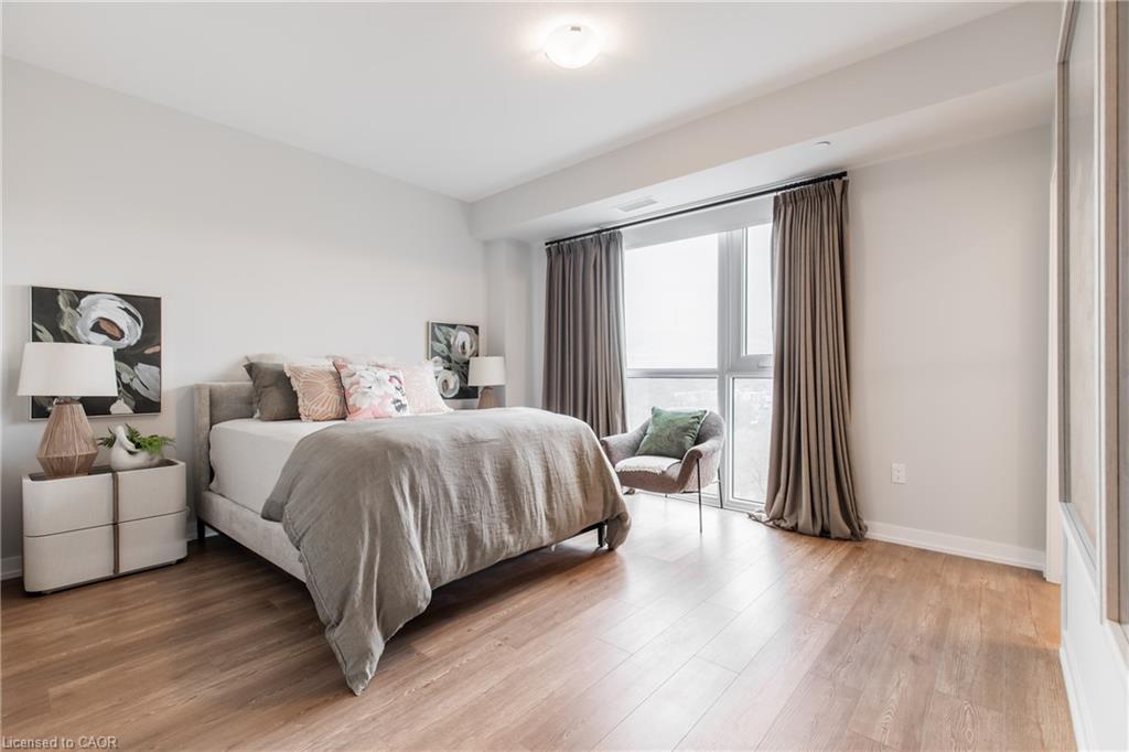 504-870 Queenston Road Property Photo 34