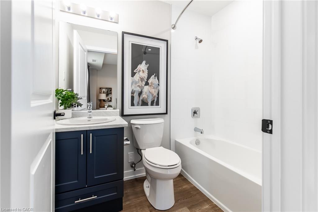 504-870 Queenston Road Property Photo 38
