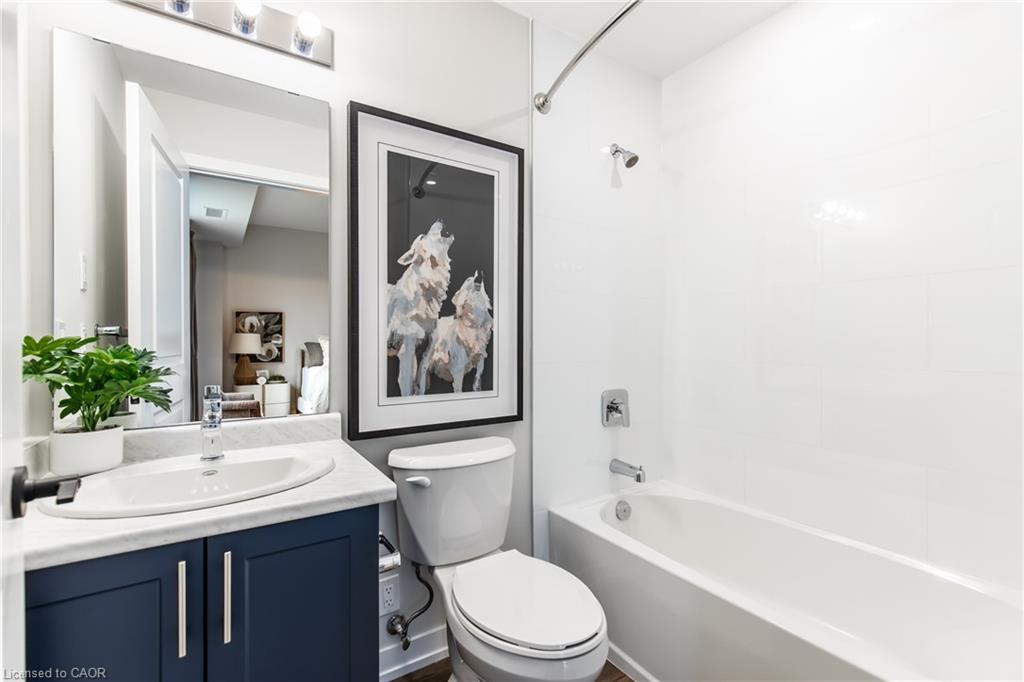 504-870 Queenston Road Property Photo 39