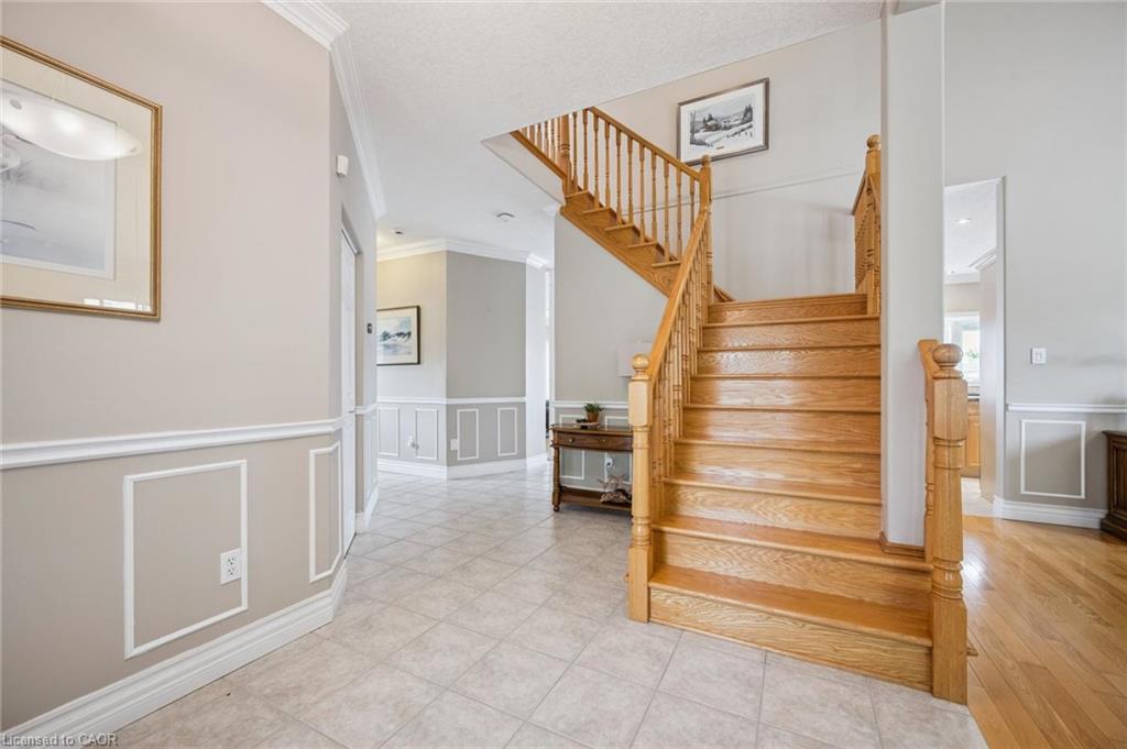 542 Rush Meadow Crescent Property Photo 6
