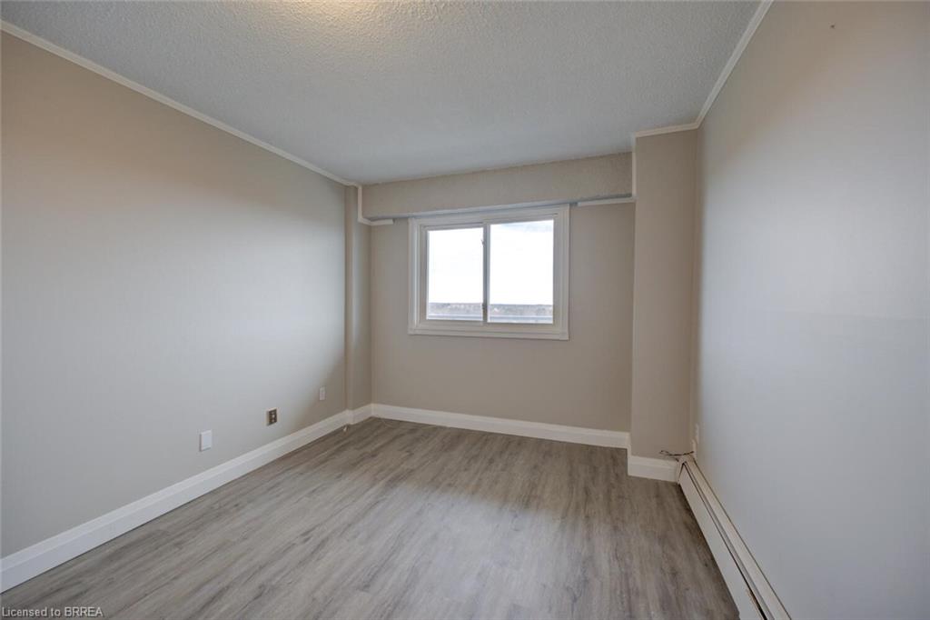 909-640 West Street Property Photo 20