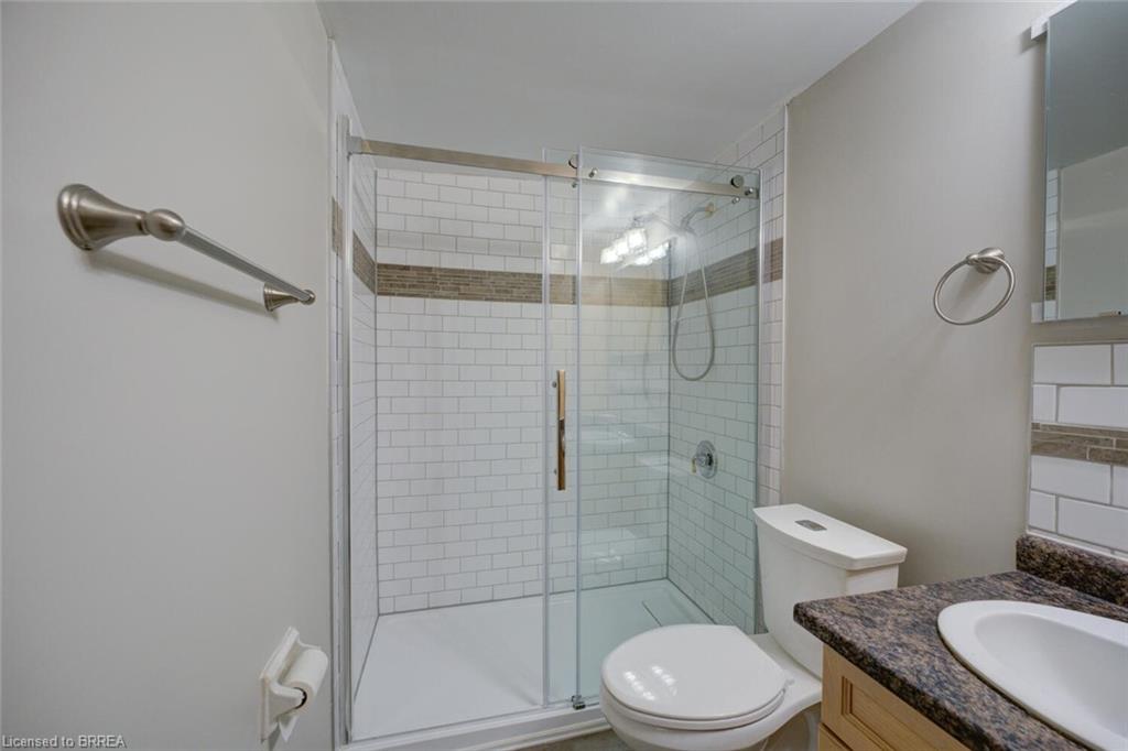 909-640 West Street Property Photo 44