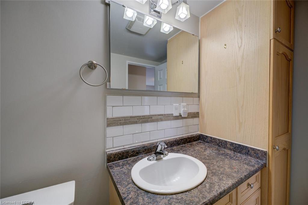 909-640 West Street Property Photo 45