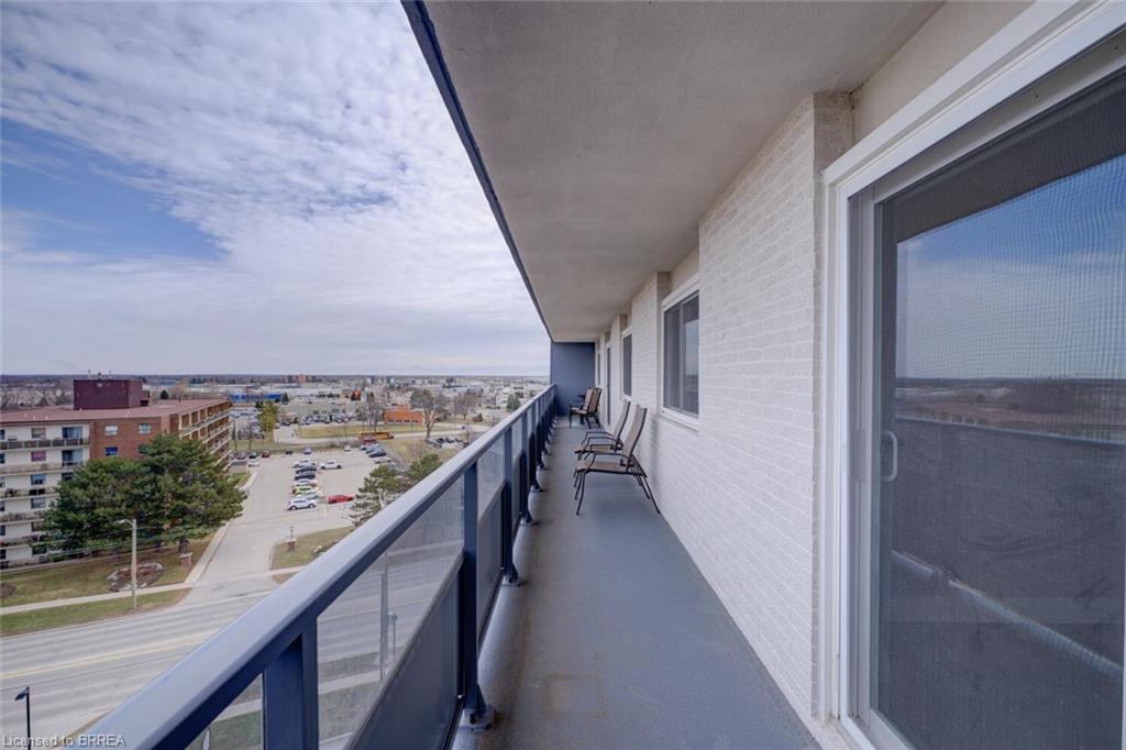 909-640 West Street Property Photo 47