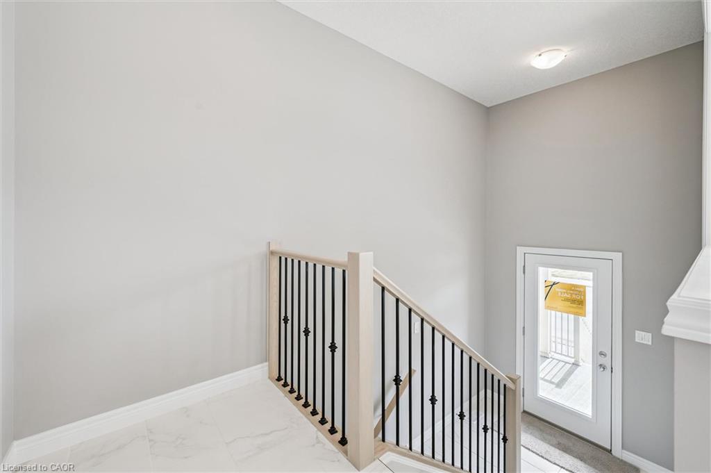 27 Sora Lane Property Photo 6