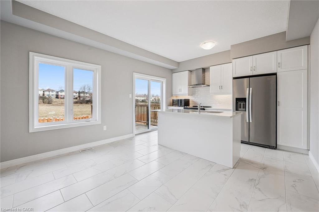 27 Sora Lane Property Photo 10