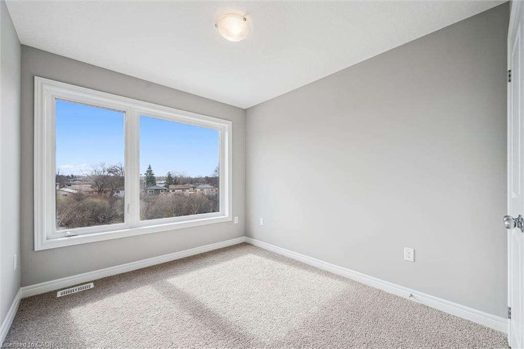 27 Sora Lane Property Photo 22