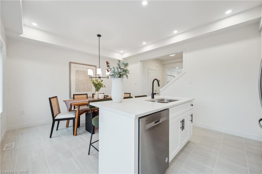 2 Sora Lane Property Photo 11