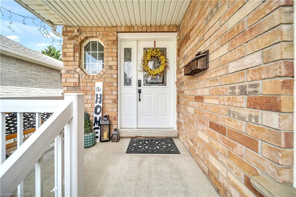 27 Fraserwood Court Property Photo 6