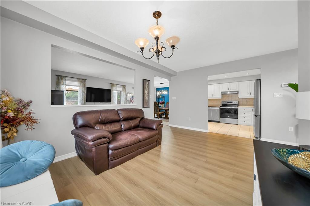 27 Fraserwood Court Property Photo 13