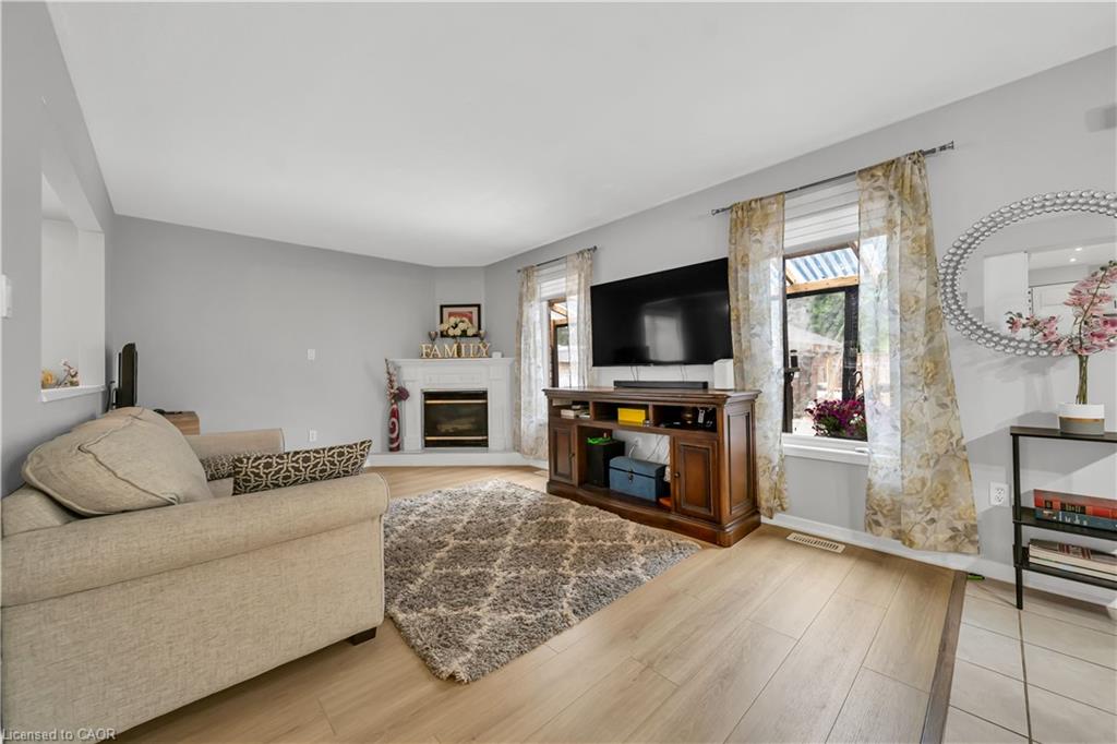 27 Fraserwood Court Property Photo 15