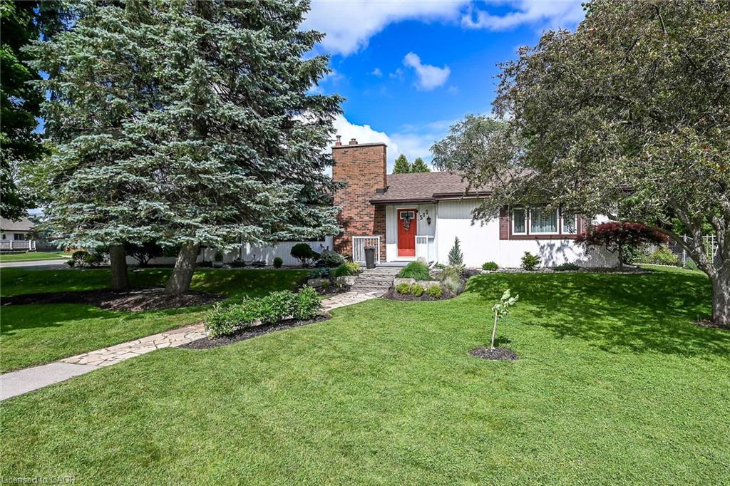 511 Fiddler's Green Road Property Photo 2