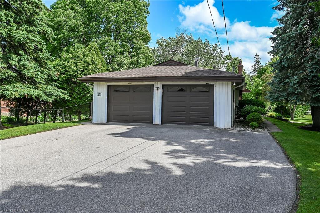 511 Fiddler's Green Road Property Photo 3