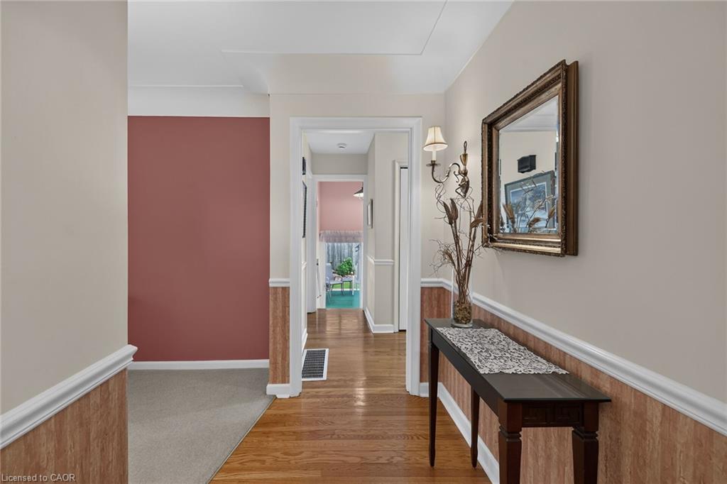 511 Fiddler's Green Road Property Photo 6