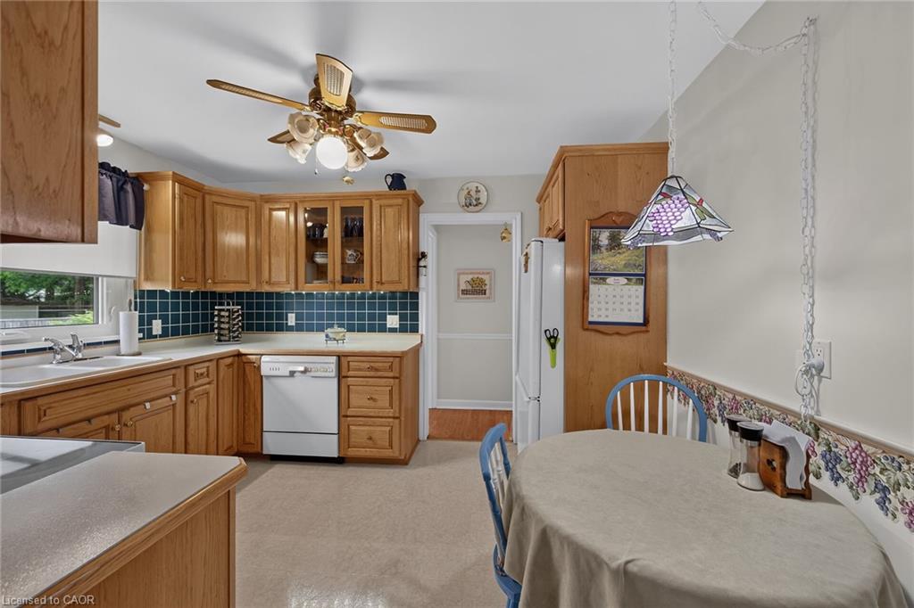 511 Fiddler's Green Road Property Photo 16