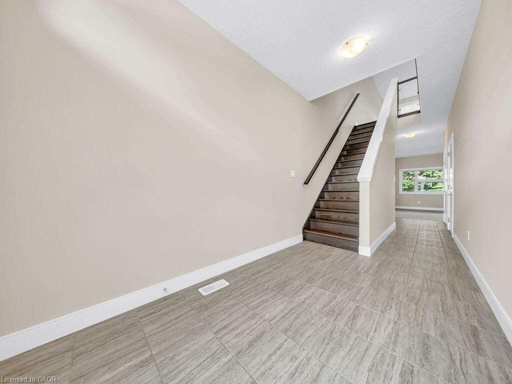 51-60 Arkell Road Property Photo 7