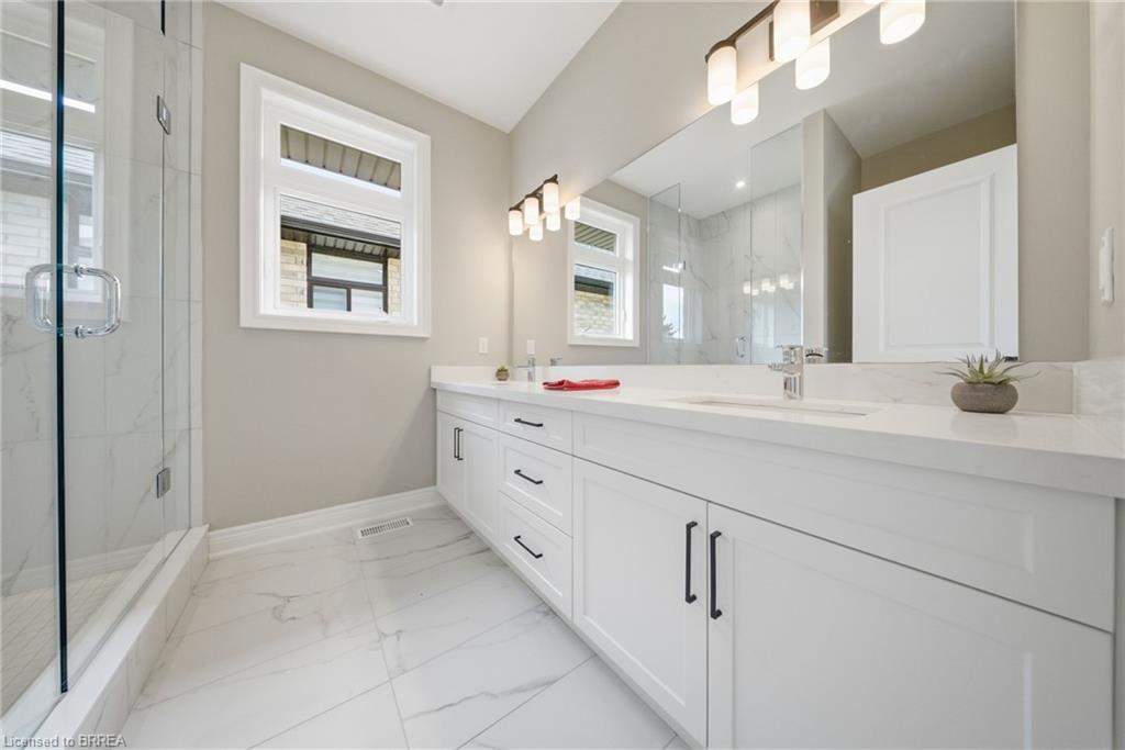 105 Craddock Boulevard Property Photo 12