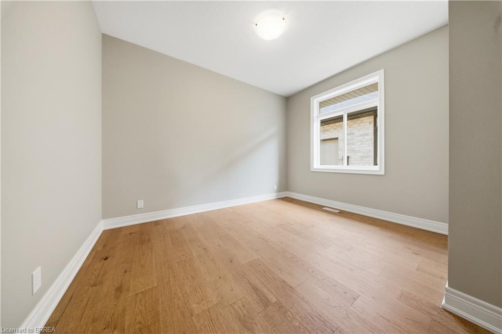 105 Craddock Boulevard Property Photo 13