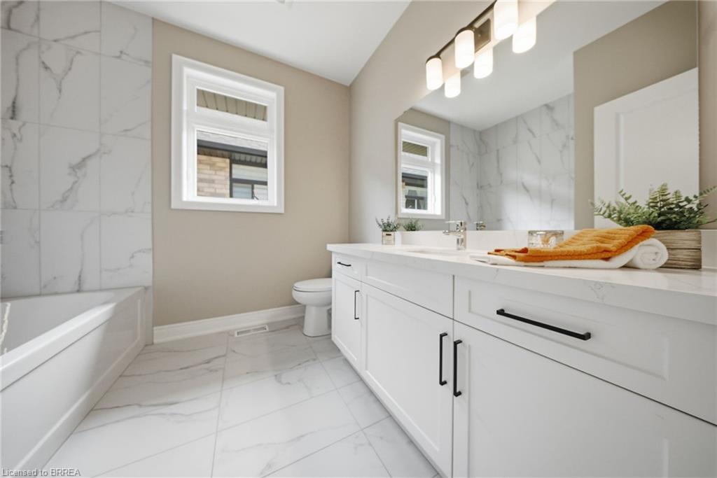 105 Craddock Boulevard Property Photo 15