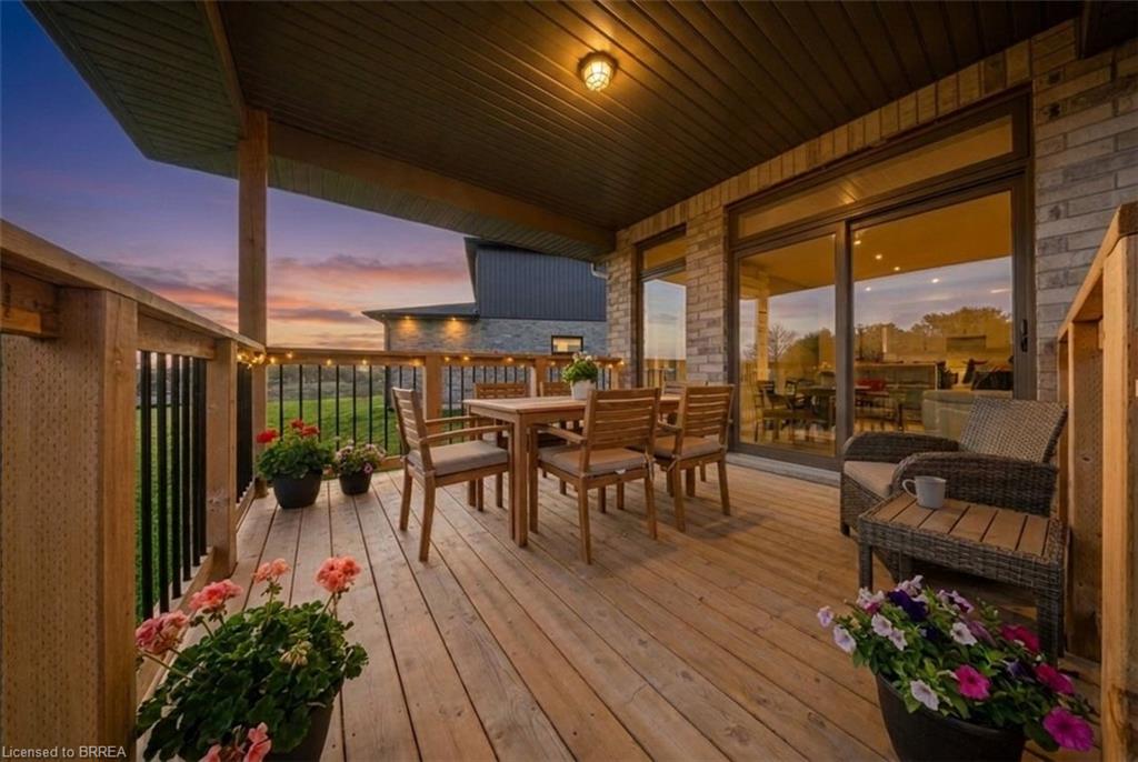 105 Craddock Boulevard Property Photo 24