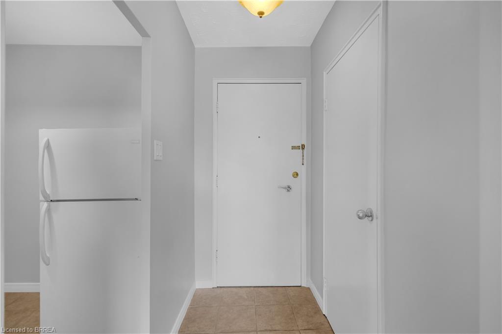 402-437 St. Paul Avenue Property Photo 6