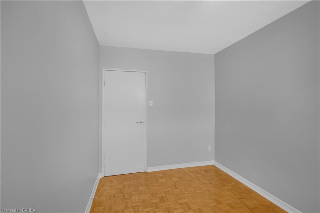402-437 St. Paul Avenue Property Photo 19
