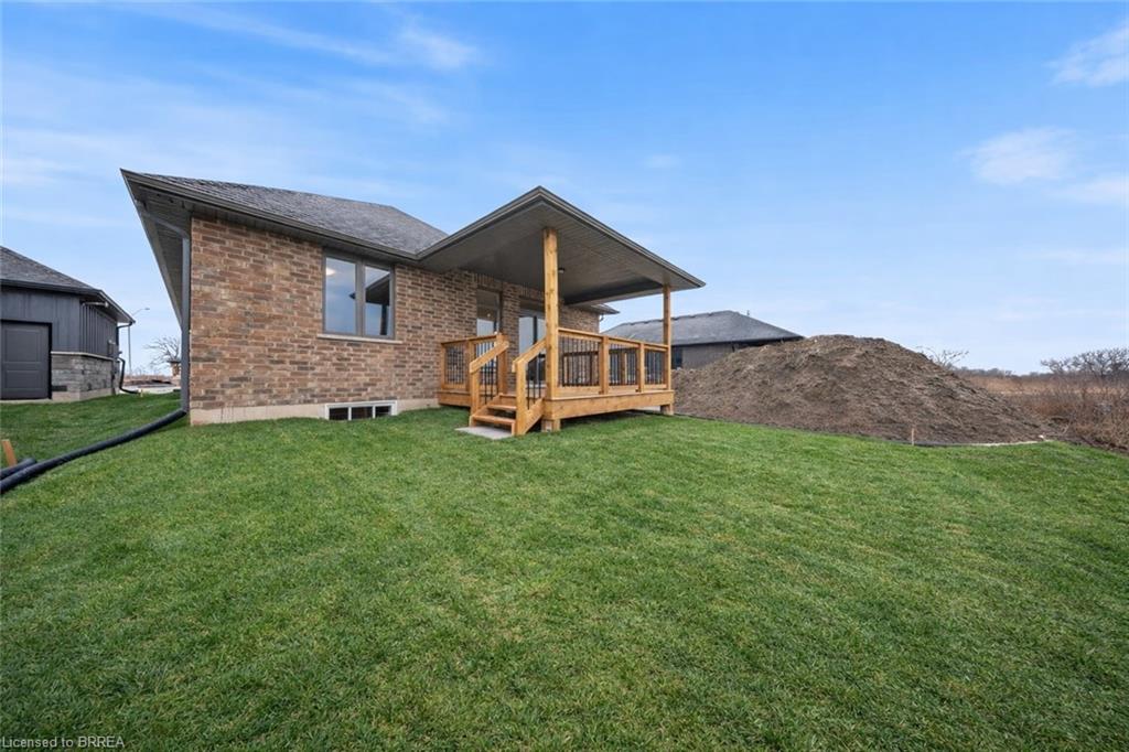 187 Craddock Boulevard Property Photo 22