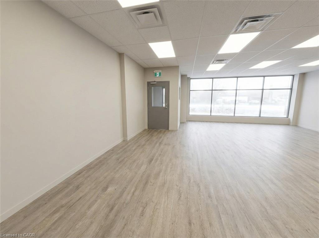 108 Parkdale Avenue N Property Photo 3