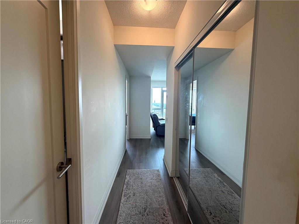 616-509 Dundas Street W Property Photo 7