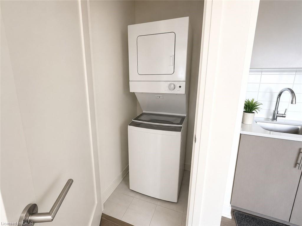 616-509 Dundas Street W Property Photo 19